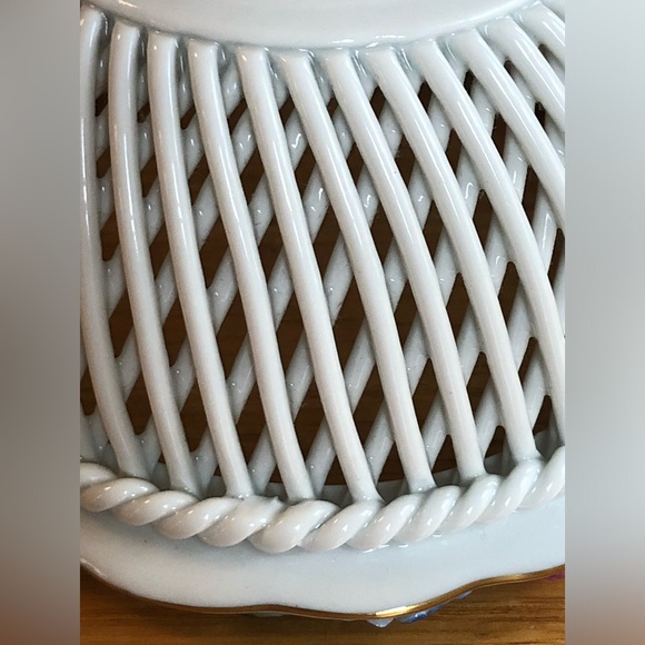 Herend Rothschild Bird & Butterfly Open Weave Basket Dish - Picture 4 of 7